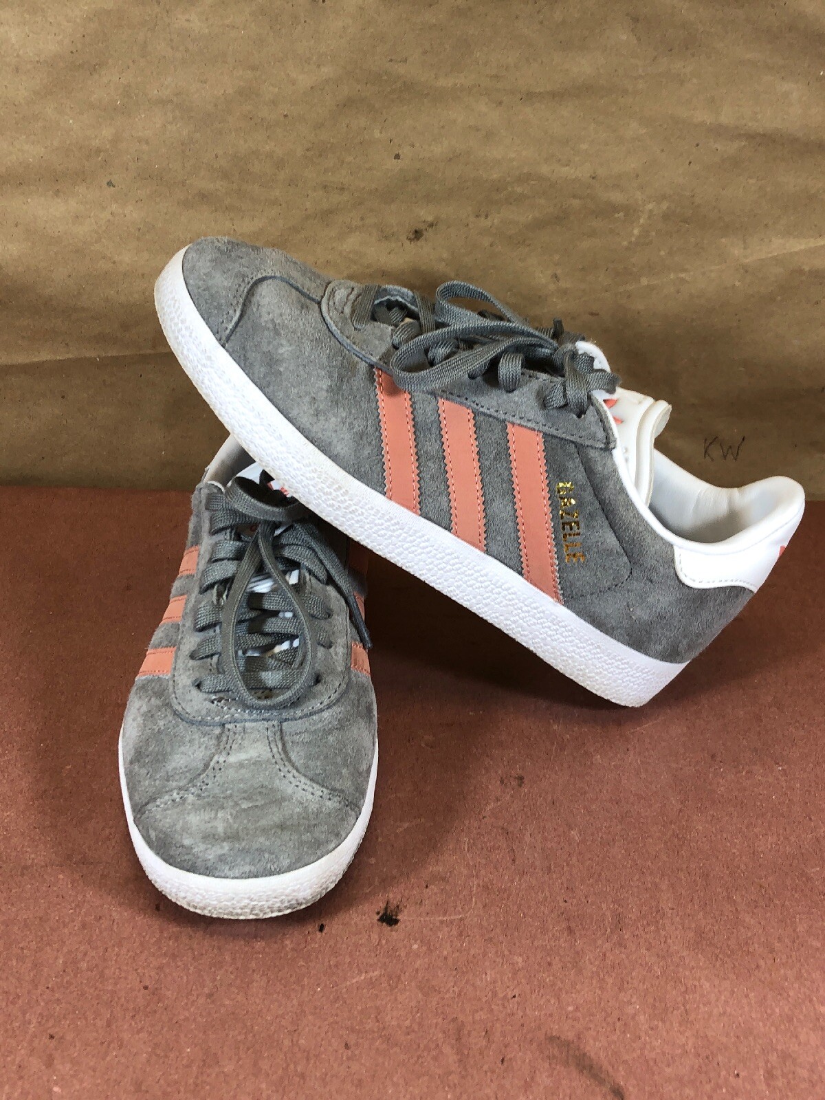 adidas gazelle lifestyle sports