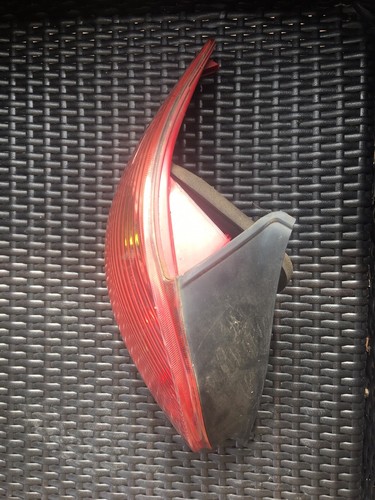 PEUGEOT 206 LEFT TAILLIGHT 03-04 - Picture 4 of 4