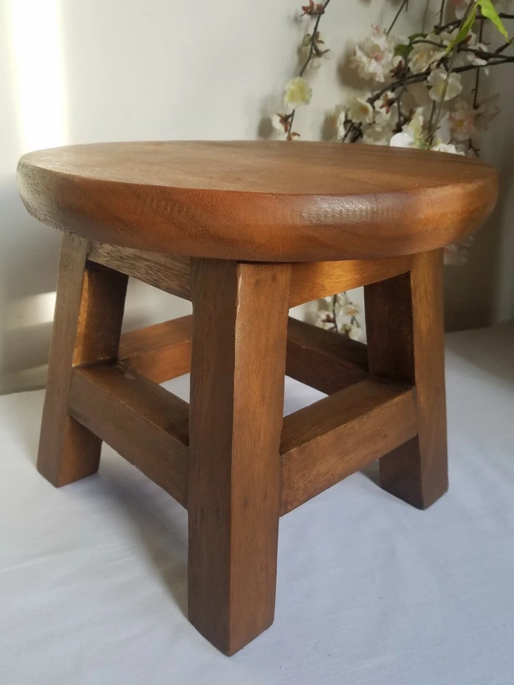 Solid Wood Stool/Childs Stool/Plant Stand/Rustic/Hand Carved/Waxed 24hx25x25cm - Image 2 of 4
