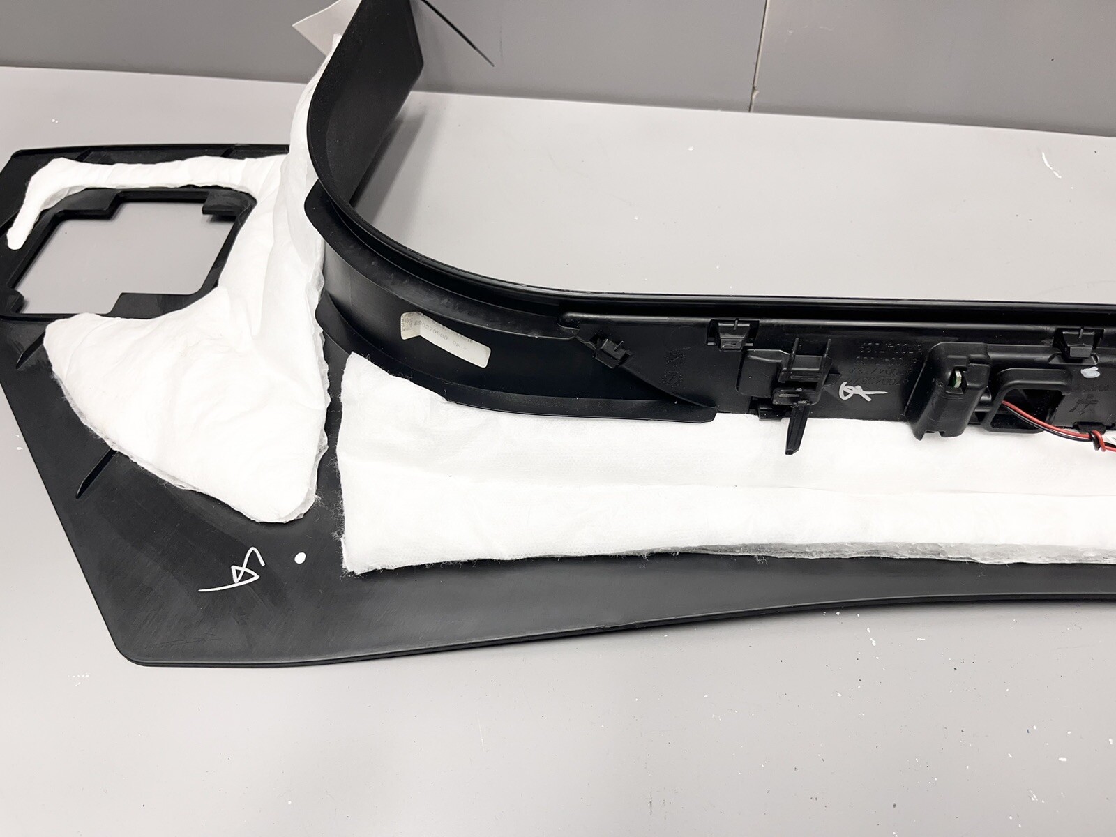 ⭐️2017-2020 MASERATI LEVANTE FRONT LEFT DOOR SILL SCUFF PLATE COVER TRIM PANEL