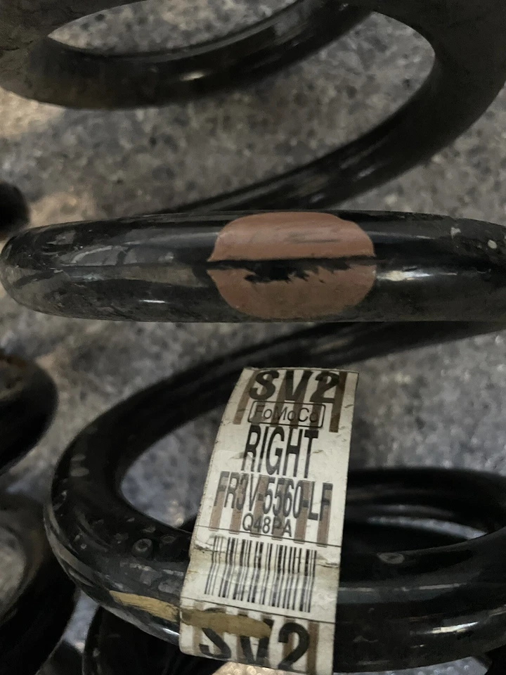 2016-2018 Ford Mustang GT350 Front And Rear Springs OEM. - Image 3 of 4