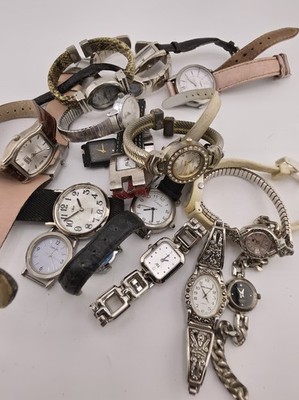 Watch Lot Junk Broken Repair Parts for Parts Vintage Modern