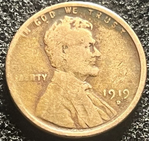 1919-D Lincoln Wheat Cent -Century Old Denver Mint Penny -Good / Very Good JC 96