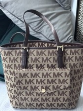 Image of Michael Kors Jet Set Medium Snap Pocket Tote Bag – Excellent Condition