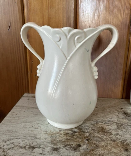 Vintage Red Wing Pottery Vase  Double Handled #749 White