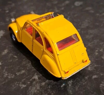 Citroën - 2CV James Bond 007 1981 - Solido - 1/18 - Autos Miniatures