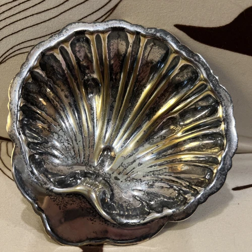 Vtg Small Patinaed Silver-plated Scalloped Clam Shell Dodge Inc LA NY Tray