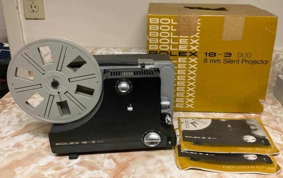 Achetez projecteur super 8 occasion, annonce vente à Épinay-sur-Seine (93) WB159086228