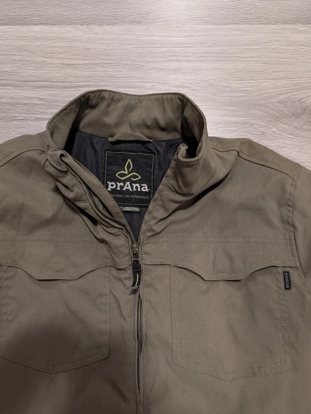 prana Ogden Men's Jacket Medium Military Style Green Golf Zip Stretch Hiking Gym