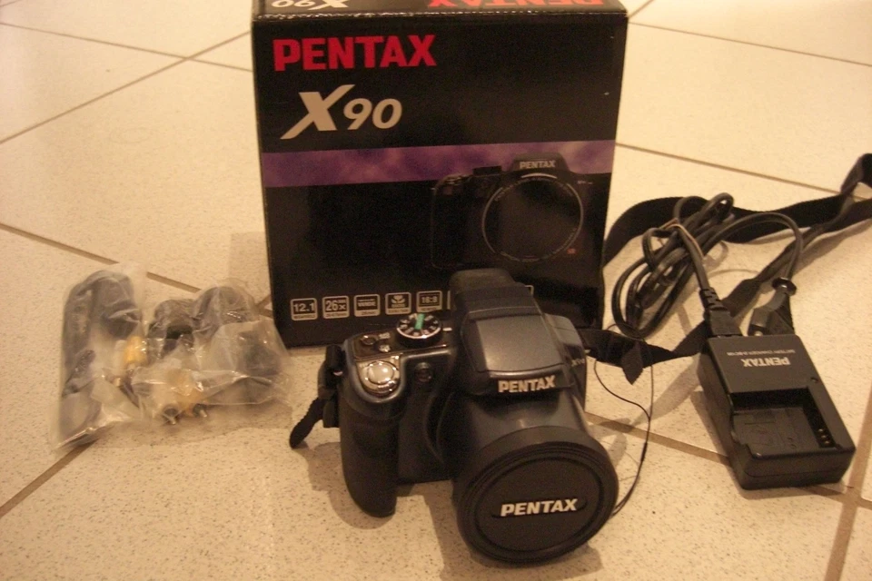 Digitalcamera Pentax X90