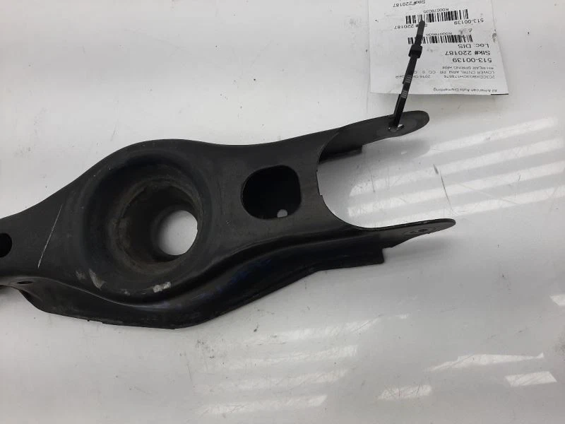 Lower Control Arm Rear Center Spring Perch 05-20 CHRYSLER 300 68229216AB - Изображение 3 из 4