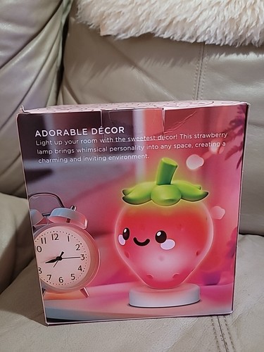 New Cute Strawberry LED Ambient Night Lamp W/ Red Rose Pen ( Gift set ) - Picture 4 of 7