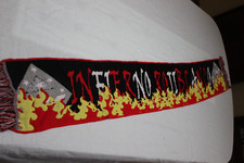 BUFANDA DE FUTBOL VINTAGE ULTRAS DEL ATLETICO DE MADRID INFIERNO ROJIBLANCO