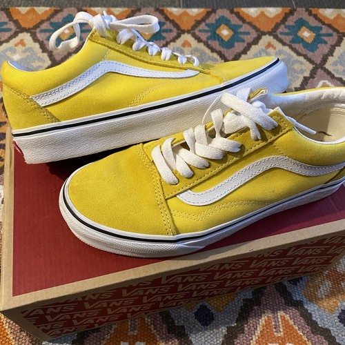 WORN ONLY ONCE INDOORS VANS Canvas 