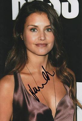 Hannah Ware Autogramme signed 20x30 cm Bild