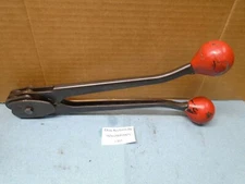 Signode USA C-5823 Steel Metal Banding Strapping Sealer 5/8" Crimper Tool J317