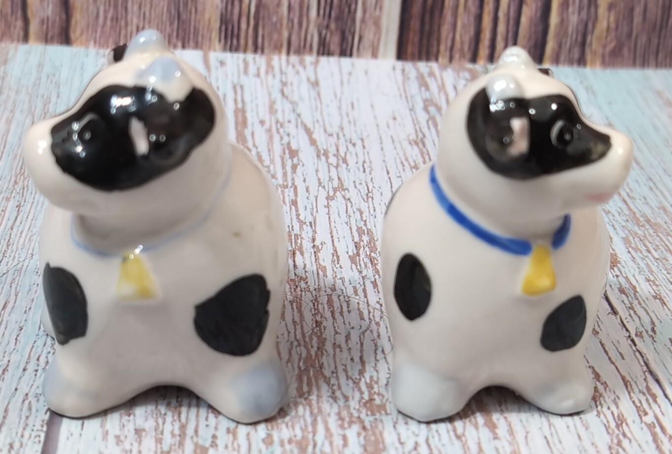 Pacific Trading Black & White Horses Ceramic Salt And Pepper Shaker Set - 4 Inch, Magnetic Kissing Horses