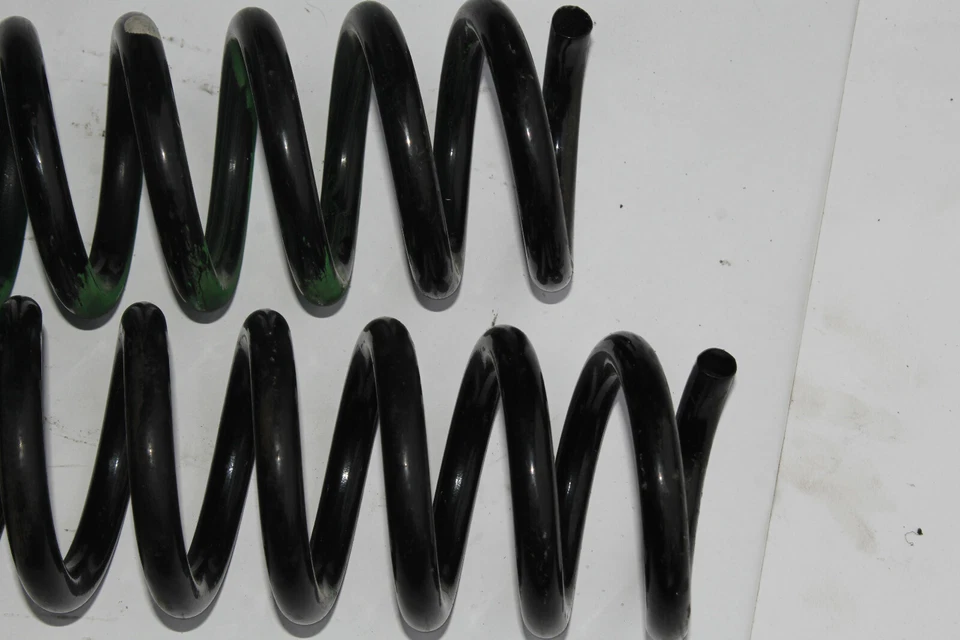 Mercedes-Benz C230 2002-2005 cupé muelles helicoidales K8455 Foto 4 de 4