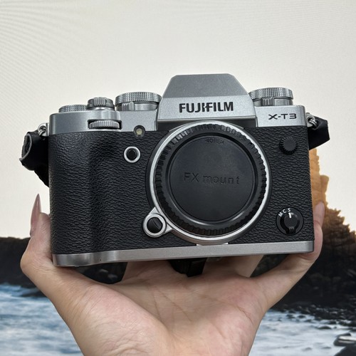 FUJIFILM X-T3 26.1MP Mirrorless Digital Camera Body Silver W/ Charger&Battery
