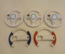 Lot of 5 Wii Racing Steering Wheels Official Nintendo + 3rd Party Mario Kart