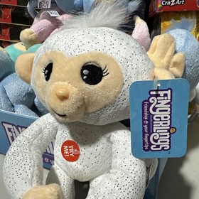 Fingerlings WHITE SPARKLE MONKEY WITH SOUND 9" Plush STUFFED ANIMAL Toy NEW