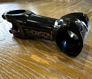 Thomson Elite X4 Threadless Stem 31.8mm Clamp 100mm 1 1/8in Black SM E133