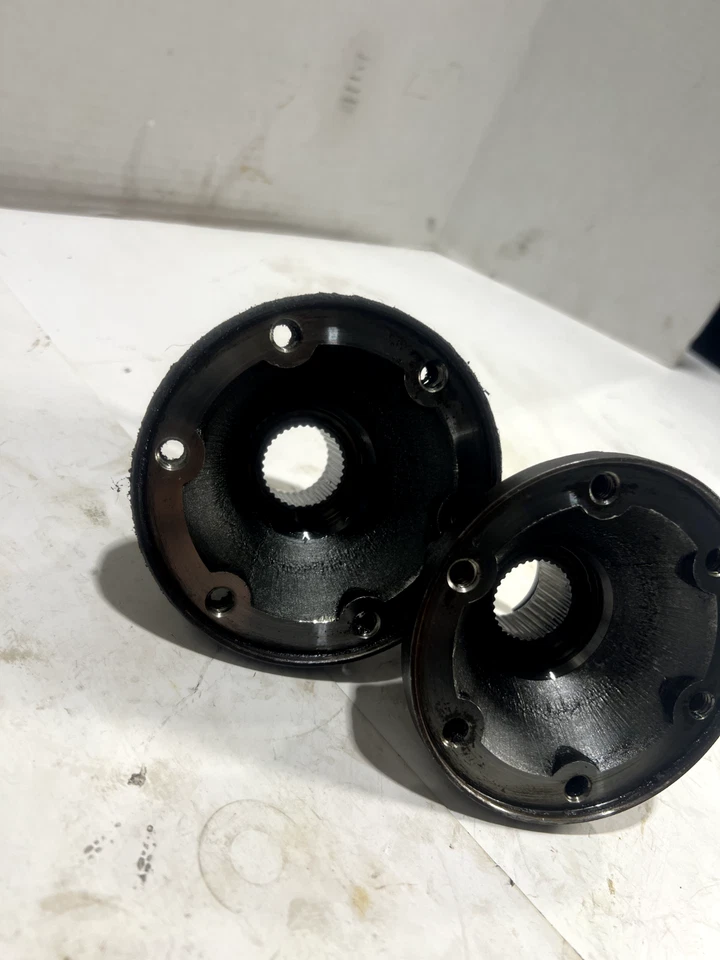 VW MANUAL TRANSMISSION 020/DFQ (MK3 2.0L) AXLE CUPS CUP FLANGES FLANGE USED OEM - Image 2 of 4