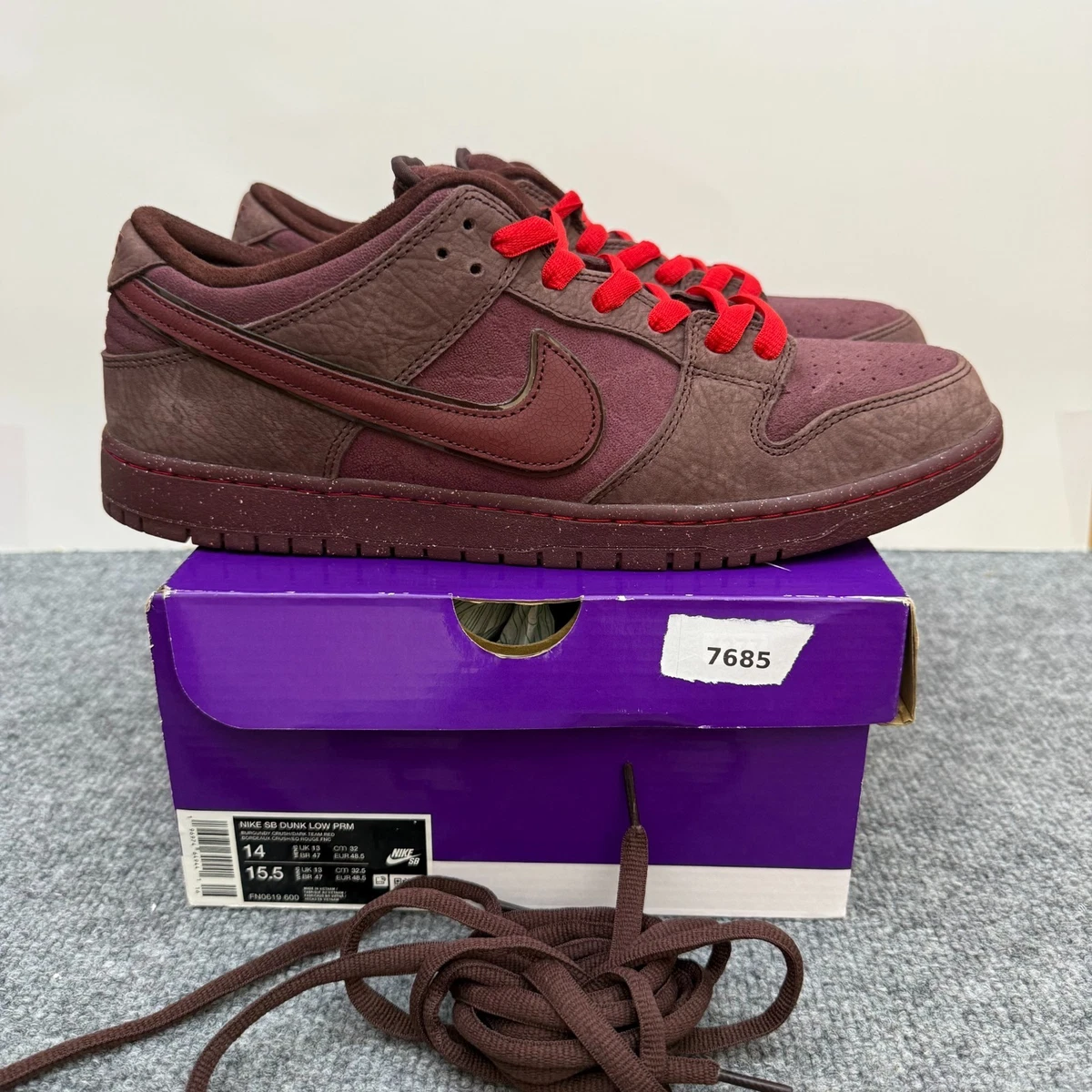 Nike Dunk Premium SB Low City of Love Collection - Burgundy Crush