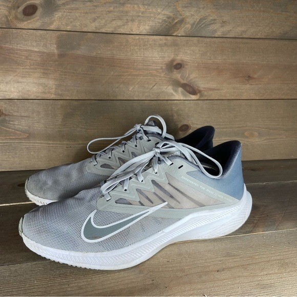SAOLA Scarpe da corsa da uomo Nike quest 3 taglia 11 5 grigie