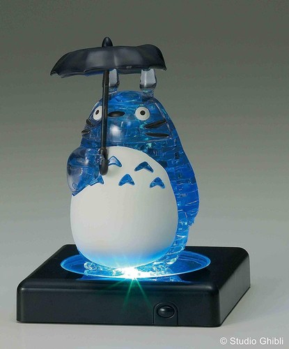Totoro Gray 42 Piece Crystal Puzzle & Beverly display light Set From Japan