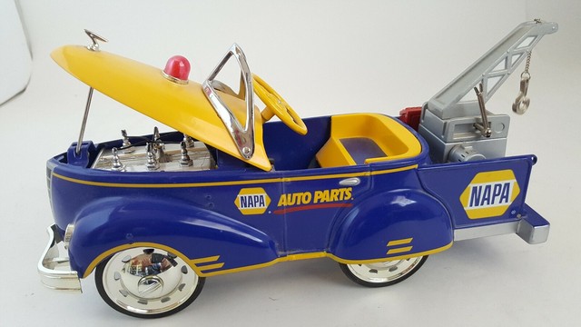 tow truck pedal car