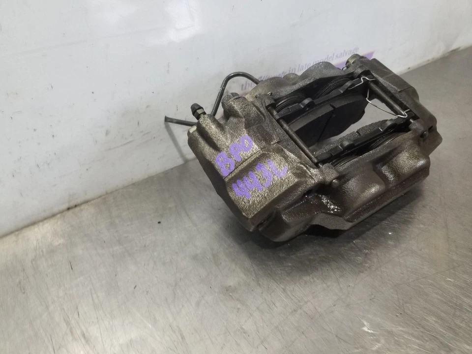 16 2016 TOYOTA 4 RUNNER SR5 PREMIUM FRONT BRAKE CALIPER LEFT DRIVER - Image 3 of 4