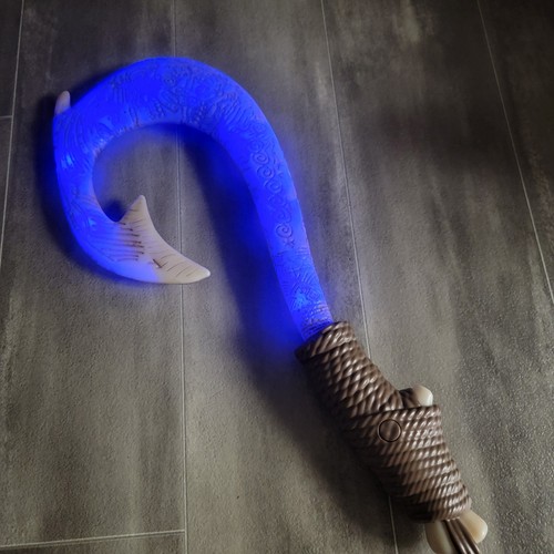 Disney Moana Maui’s Magical Fish Hook Lights Sounds Jakks Pacific Toy