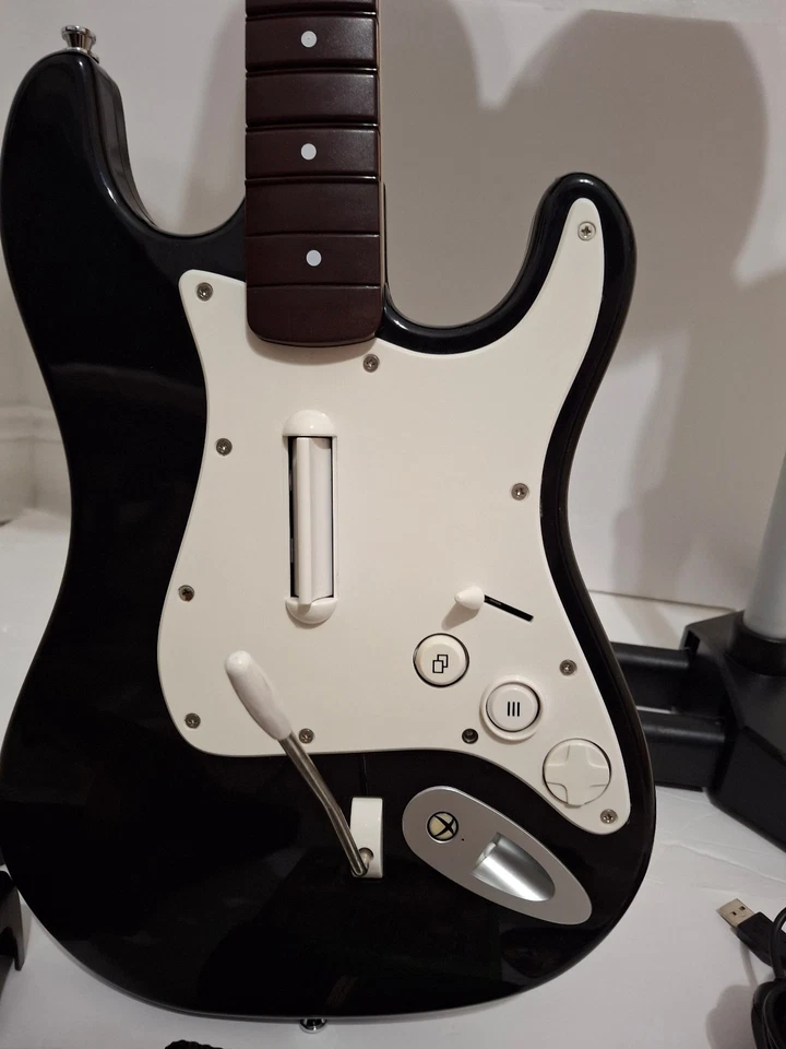 Комплект из 4 барабанов Xbox One Rock Band + палочки, гитара, микрофон, игра - протестирован - Изображение 4 из 4