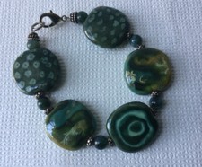 VTG Gorgeous Ceramic Beads W/Sterling Silver Findings & Lobster Claps Bracelet