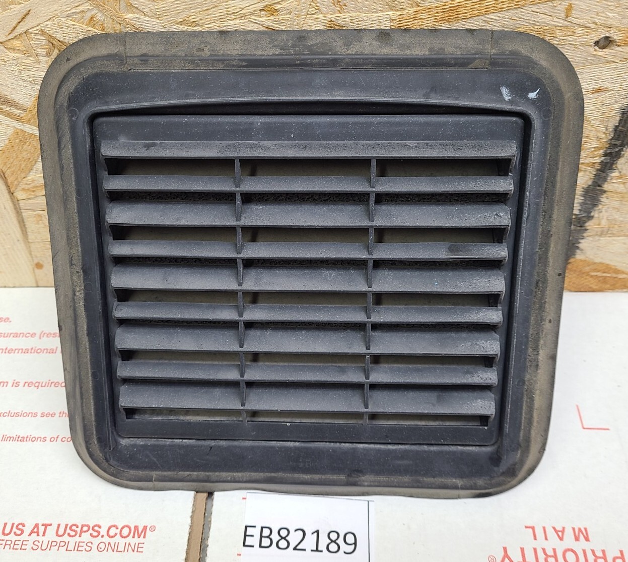 OEM 20092018 Dodge Ram 1500 Rear Cab Pressure Vent Vents Air Exhauster