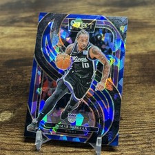 2024-25 Panini Select #122 DeMar DeRozan Blue Cracked Ice Prizm Kings