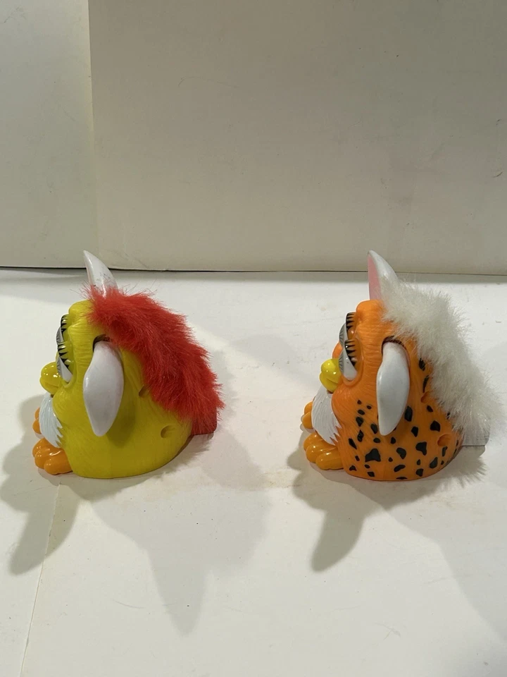 Par De Colección De 2 (dos) Furbies Mcdonlads 1998 Foto 2 de 4
