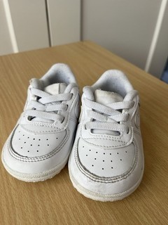 Nike Force 1 Unisex Baby & Toddler White Leather Lace Up Trainers UK 3.5