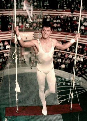 Burt Lancaster Photo 5x7 Trapeze Film Set 1956 Acrobat Actor