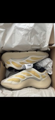 Yeezy 700 V3 Safflower Eu42
