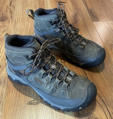 NEW Keen Targhee 3 Mid Waterproof Hiking Boots Men's US 9.5
