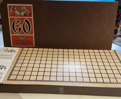 Vintage - 1951 Go Game of Go Board Game by E.S. Lowe - Very Nice!  (no Rulebook)