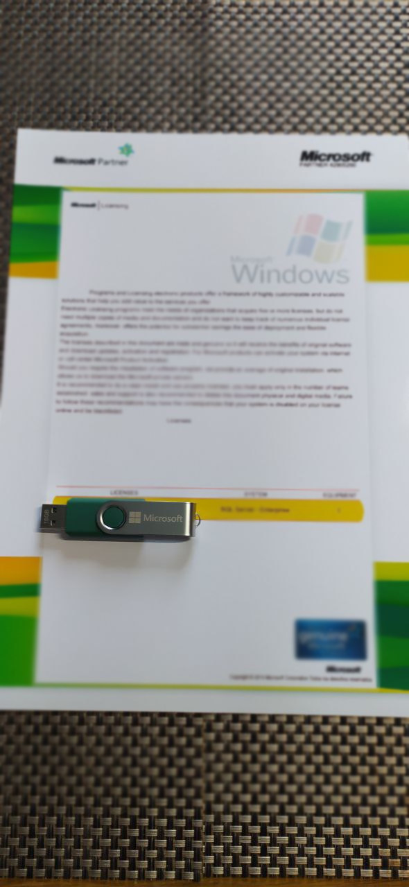 Microsoft SQL Server 2022 estándar con licencia de 24 núcleos, llamadas de usuario ilimitadas