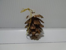 VINTAGE PLASTIC GOLD GLITTER PLASTIC PINECONE 2" ORNAMENT UNBRANDED CB3862 