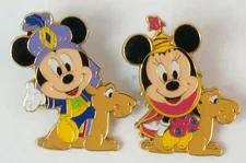 Tokyo Disney Resort Game Prize Pin Riding a Camel Mickey & Minnie