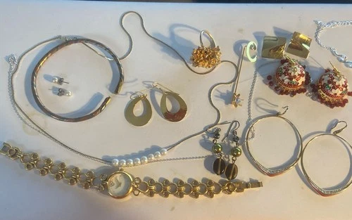 vintage & modern Costume Jewelry Earrings Ring Necklaces bracelets Mixed