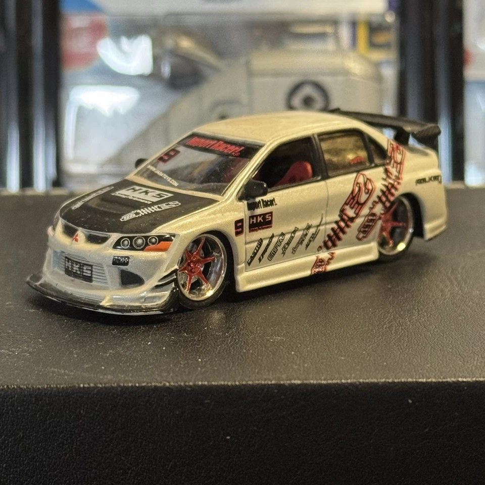 Jada Toys 2003 Mitsubishi EVO-8 1:64 Scale Collector #021 - Image 3 of 4