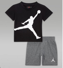 Air Jordan Boys 2-piece Shorts Set T-shirt  Shorts Size 5 6 7 Gray Black