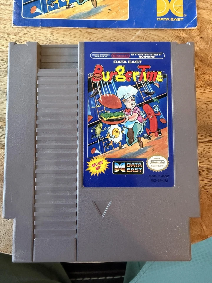 BurgerTime Nintendo NES Cartridge with Manual Data East Made in Japan Arcade - Image 2 of 4